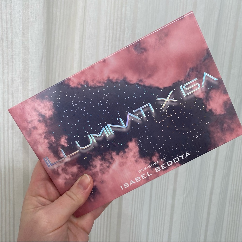 NEW💥 Illuminati x Isa Eyeshadow Palette - Picture 4 of 6